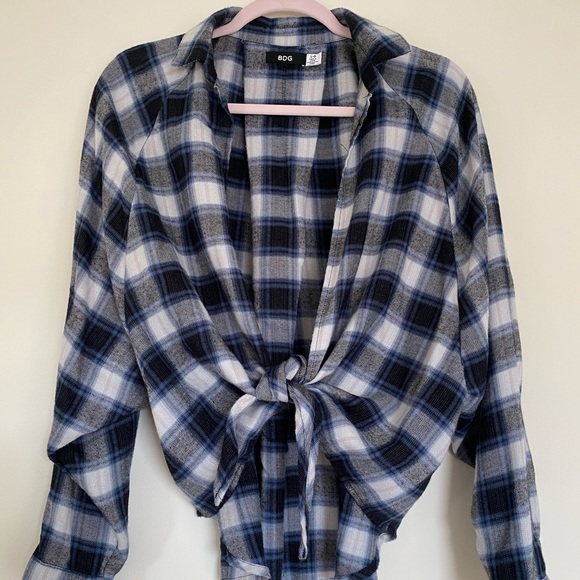 Urban Outfitters Tie Front Flannel Top - Picture 2 of 4